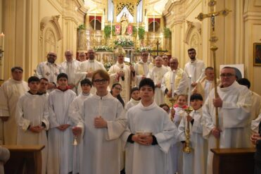 OMELIA PER LA SANTA MESSA PER LA FESTA DI MARIA SS. REGINA DELLA PACE Chiesa Madre di Tremestieri Etneo, 13 aprile 2024