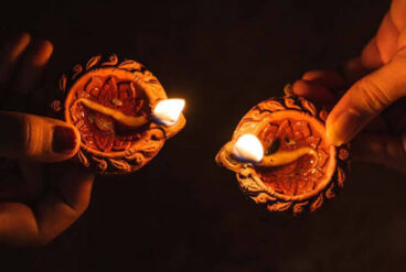 DICASTERO PER IL DIALOGO INTERRELIGIOSO Induisti e cristiani: diamo vita insieme a cammini di pace nello "spirito di Assisi" MESSAGGIO PER LA FESTA DI DEEPAVALI 2026